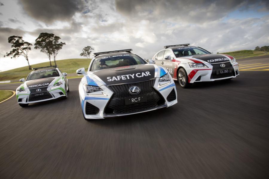  Lexus IS 350 F-Sport Medical Car 2015 года  (фото 8 из 9)